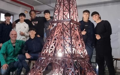Ibai Llanos felicita a los alumnos de FPB de Deusto